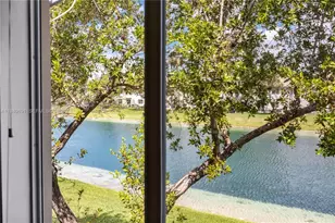 1261 SE 28th Ct, Homestead, FL 33035 - Photo 3