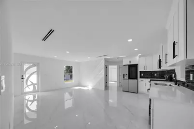 855 Foxtail, Other City - In The State Of Florida, FL 33974 - Photo 5