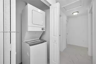 673 NW 14th St, Florida City, FL 33034 - Photo 7