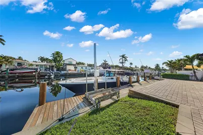 800 SE 3rd Ter, Pompano Beach, FL 33060 - Photo 19