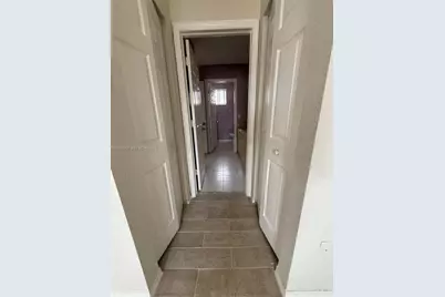 10644 NW 87th Ct #10644, Hialeah Gardens, FL 33018 - Photo 11