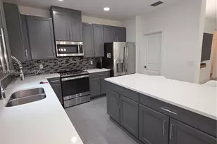 4538 S Aqua Bella Ln, Dania Beach, FL 33312 - Photo 13