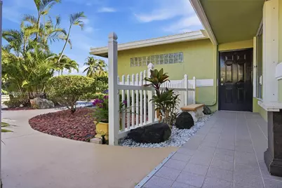 2213 NE 16th Ave, Wilton Manors, FL 33305 - Photo 3