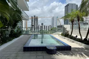 79 SW 12th St, Miami, FL 33130 - Photo 15