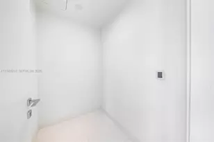 300 Biscayne Blvd Way, Miami, FL 33131 - Photo 31