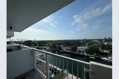 2000 NE 135th St #606, North Miami, FL 33181 - Photo 11