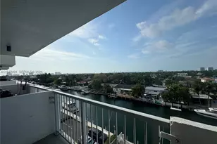 2000 NE 135th St, North Miami, FL 33181 - Photo 11