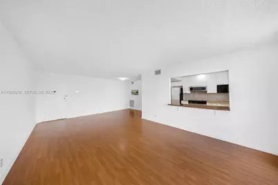 137 Golden Isles Dr #508, Hallandale Beach, FL 33009 - Photo 5