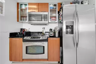 1800 N Bayshore Dr, Miami, FL 33132 - Photo 13