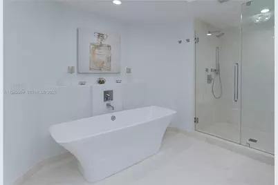17111 Biscayne Blvd #505, North Miami Beach, FL 33160 - Photo 9