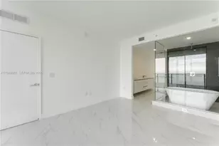 700 NE 24th St, Miami, FL 33137 - Photo 17