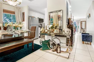 2615 SW 100th Ave, Miramar, FL 33025 - Photo 9