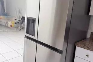 11930 NE 19th Dr, North Miami, FL 33181 - Photo 7