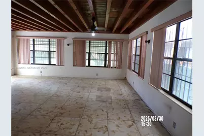 424 NE 72nd St, Miami, FL 33138 - Photo 13