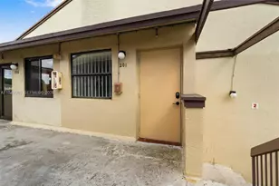 475 NW 210th St, Miami Gardens, FL 33169 - Photo 3