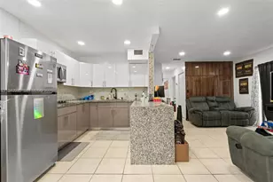 475 NW 210th St, Miami Gardens, FL 33169 - Photo 5