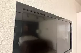 19201 Collins Ave, Sunny Isles Beach, FL 33160 - Photo 9