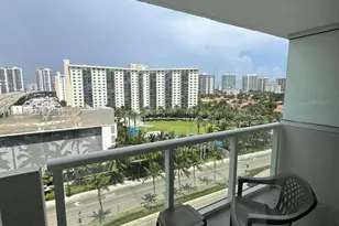 19201 Collins Ave, Sunny Isles Beach, FL 33160 - Photo 11