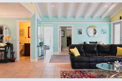 19280 SW 304th St, Homestead, FL 33030 - Photo 11