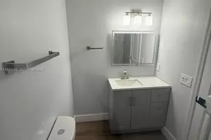 4690 S Fountains Dr S, Lake Worth, FL 33467 - Photo 3