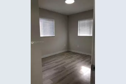 9620 SW 78th St, Miami, FL 33173 - Photo 11