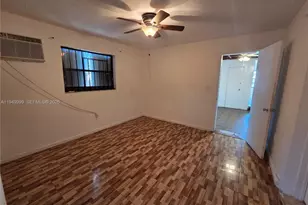 576 NW 147th St, Miami, FL 33168 - Photo 11