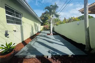 1012 NE 17th Ct, Fort Lauderdale, FL 33305 - Photo 15