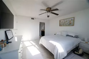 1266 S Military Trail, Deerfield Beach, FL 33442 - Photo 19