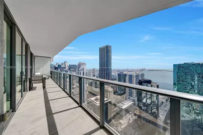 1300 S Miami Ave #4402, Miami, FL 33130 - Photo 31