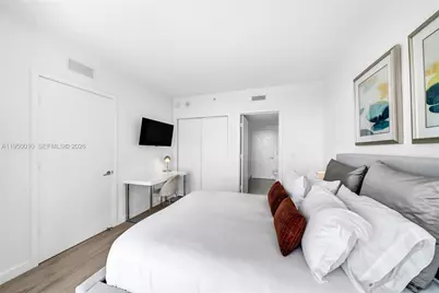 1300 S Miami Ave #4402, Miami, FL 33130 - Photo 27