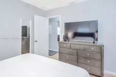 1015 SW 30th St #1015, Fort Lauderdale, FL 33315 - Photo 13