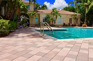 2458 Centergate Dr, Miramar, FL 33025 - Photo 7