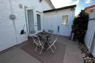 2049 SW 60th Ct, Miami, FL 33155 - Photo 13