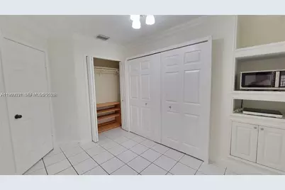 [Address not provided], Miami, FL 33182 - Photo 5
