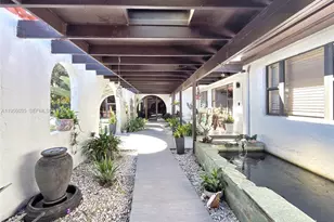 7925 SW 124th St, Pinecrest, FL 33156 - Photo 9