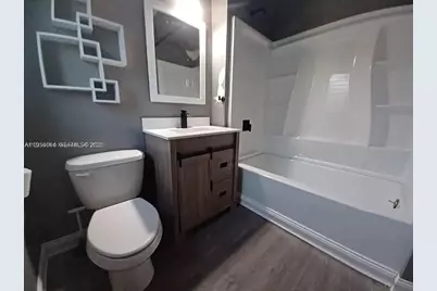 2822 Pine Tree Dr #4A, Miami Beach, FL 33140 - Photo 11