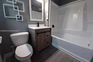 2822 Pine Tree Dr, Miami Beach, FL 33140 - Photo 11