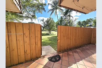 2080 SW 90th Ave #C-13, Davie, FL 33324 - Photo 9