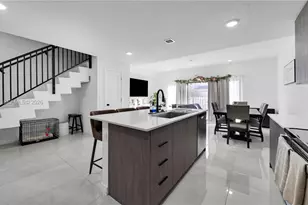 417 NW 13 Ct, Homestead, FL 33034 - Photo 1