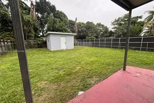 111 SW 31st Ct, Miami, FL 33135 - Photo 11