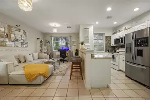 6038 SW 19th Pl, North Lauderdale, FL 33068 - Photo 7