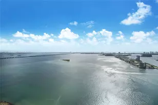 488 NE 18th St, Miami, FL 33132 - Photo 17