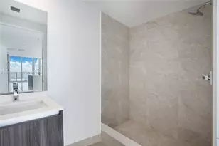 488 NE 18th St, Miami, FL 33132 - Photo 11