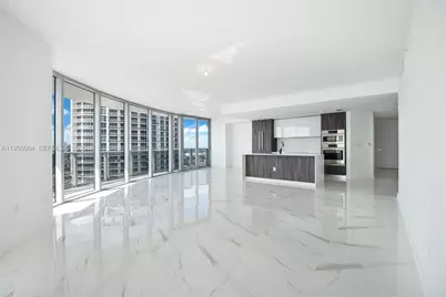 488 NE 18th St #4412, Miami, FL 33132 - Photo 3