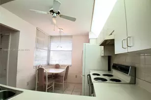 10368 NW 24th Pl, Sunrise, FL 33322 - Photo 13