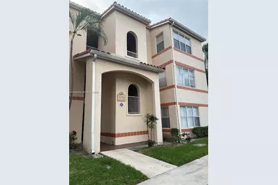 2361 NW 96th Ter #18O, Pembroke Pines, FL 33024 - Photo 3