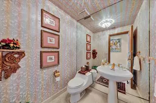 10101 Collins Ave, Bal Harbour, FL 33154 - Photo 47