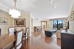 1000 E Island Blvd, Aventura, FL 33160 - Photo 21