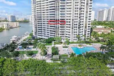 1000 E Island Blvd #803, Aventura, FL 33160 - Photo 1