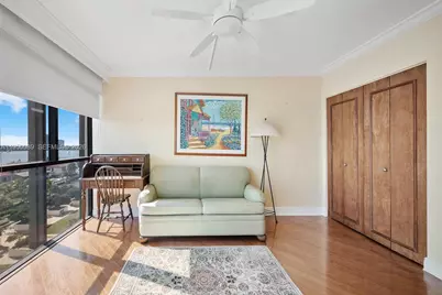 1000 E Island Blvd #803, Aventura, FL 33160 - Photo 31